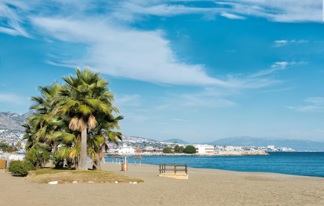 Las Piramides Fuengirola Exterior photo